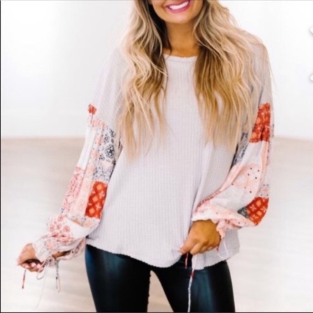 #28 Boho Grey Floral Print Sleeve Waffle Top - Picture 1 of 5